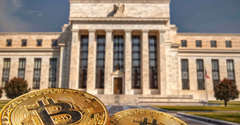 Bitcoin se bat pour rester au-dessus de 58 000 $ alors que la Fed maintient ses taux inchangés