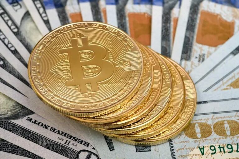 Les frais de Bitcoin chutent après une moyenne quotidienne record de 128 $ le jour de la réduction de moitié